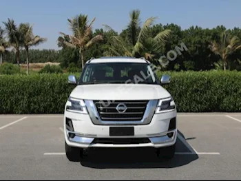 سيارات للبيع نيسان  باترول  بلاتنيوم  7,900  أبيض  اس يو في  اتوماتك  دفع رباعي  جلد  2020  6  نعم  بنزين
