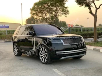 سيارات للبيع لاند روفر  رنج روفر  فوج اوتوبايوغرافي  11,000  أسود  اس يو في  اتوماتك  دفع كلي مستمر  جلد  2022  8  بانوراما  بنزين