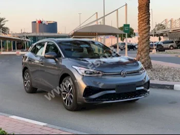Cars For Sale Volkswagen  Golf  0  Gray&Silver  Hatchback  Automatic  RWD  Cloth  2022  6  No