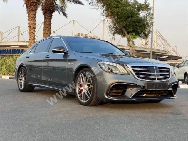 سيارات للبيع مرسيدس - بنز  اس - كلاس  63 AMG  67,500  فضي  سيدان  اتوماتك  دفع خلفي  جلد  2018  6  نعم  بنزين
