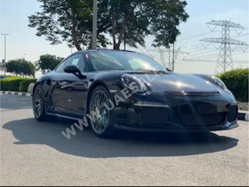 Cars For Sale Porsche  911  R  6,600  Black  Coupe / Sport  Manual  RWD  Leather  2016  6  Yes  Gasoline