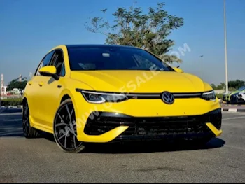 Cars For Sale Volkswagen  Golf  R  0  Yellow  Hatchback  Automatic  AWD  Chamois  2022  4  Yes  Gasoline