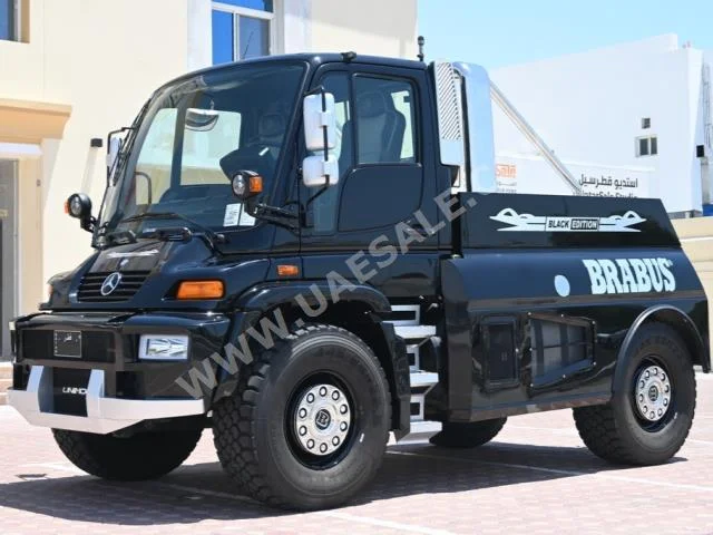 Cars For Sale Mercedes-Benz  Unimog  U 500  126,000  Black  SUV  Manual  4WD  Leather  2013  6  No  Diesel