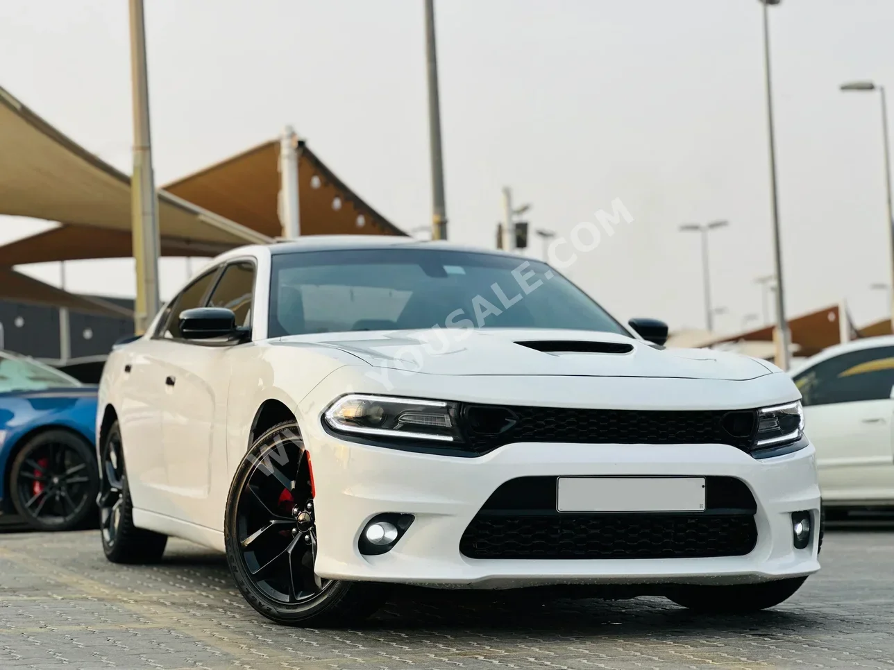 Dodge Charger SXT 2019 Automatic 142,000 Km 6 Cylinder RWD Sedan White