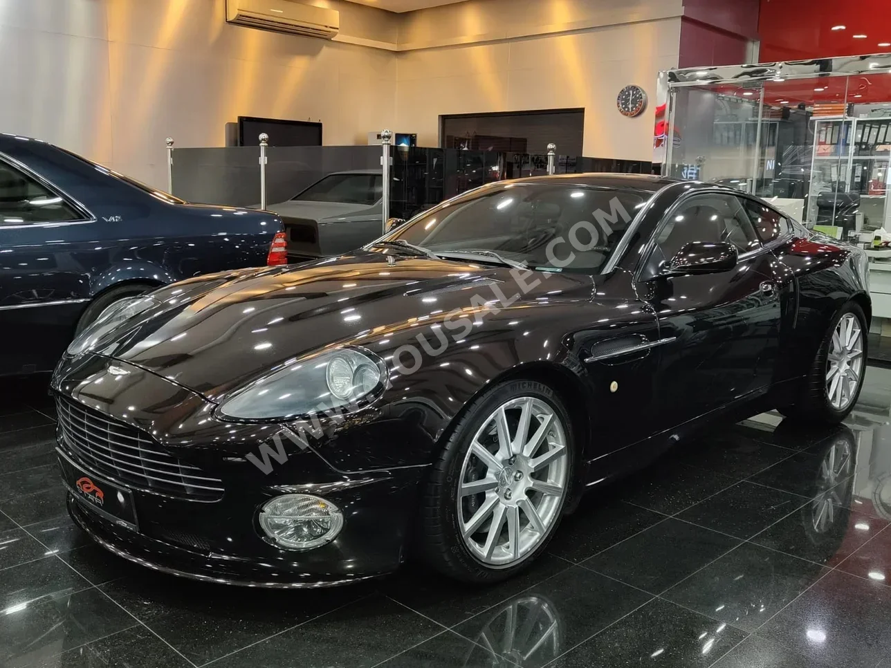 Aston Martin Vanquish 2005 Automatic 30,000 Km 12 Cylinder RWD Coupe / Sport Bronze