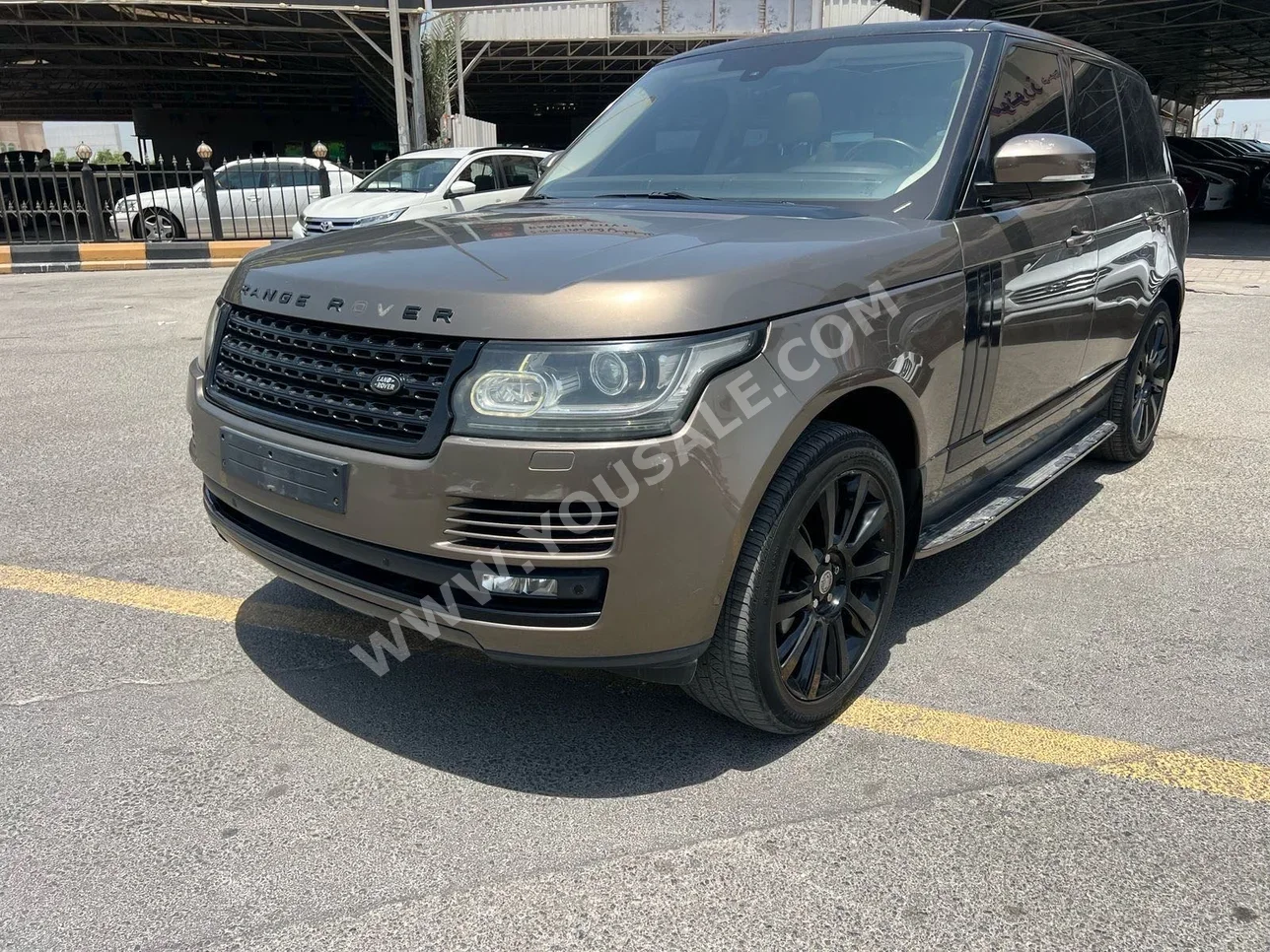Land Rover  Range Rover  Vogue HSE  2013  Automatic  222,000 Km  8 Cylinder  AWD  SUV  Beige