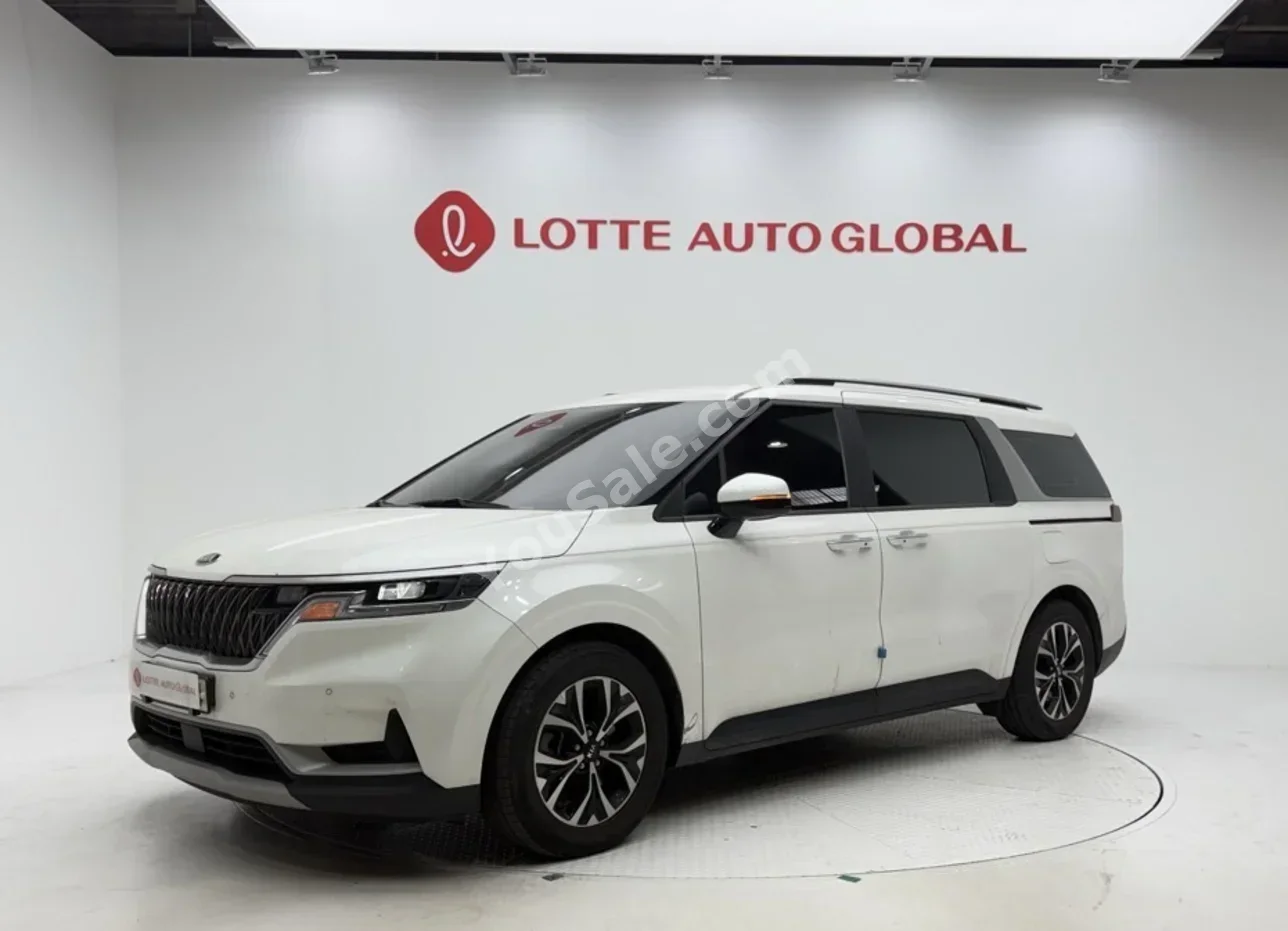 Kia Carnival 2021 Automatic 174,548 Km 6 Cylinder AWD SUV White