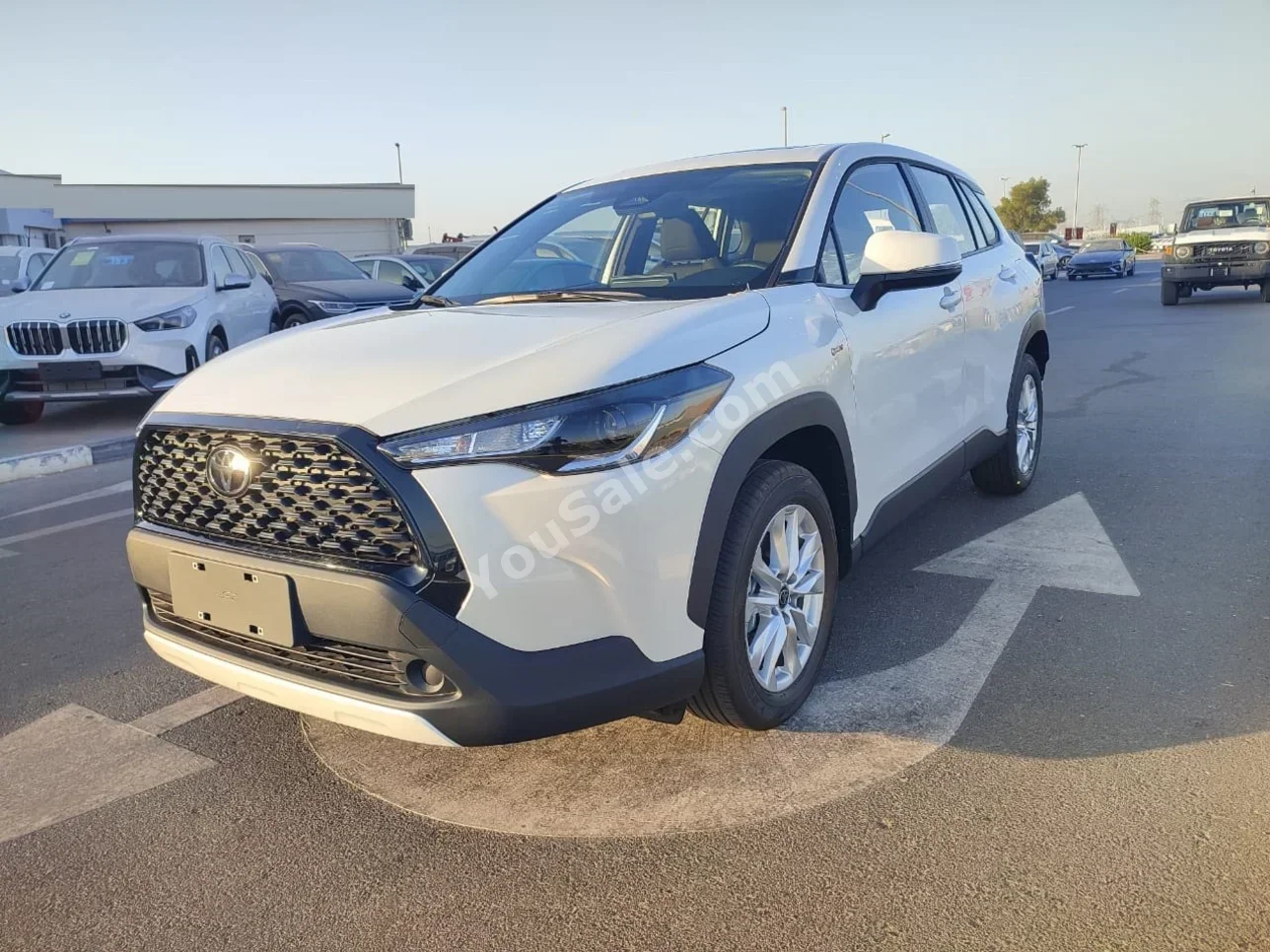 Toyota Corolla 2025 Automatic 0 Km 4 Cylinder RWD SUV White