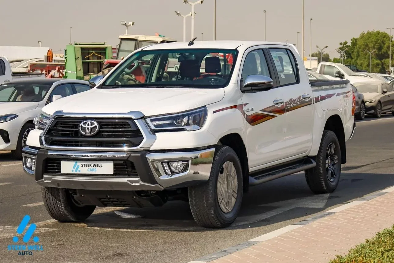 Toyota Hilux GLX 2025 Automatic 0 Km 4 Cylinder 4WD Pick Up White