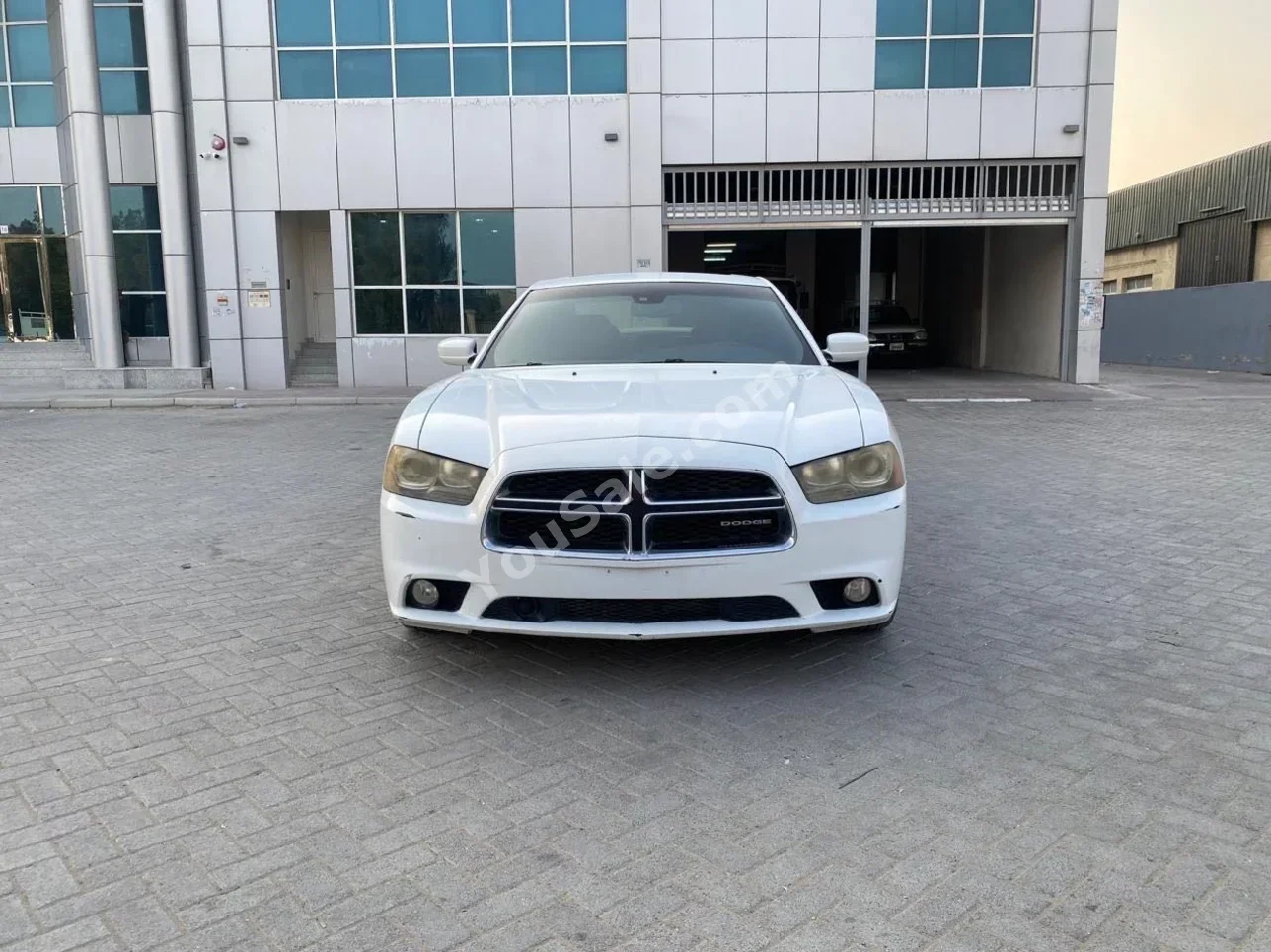 Dodge  Charger  RT  2014  Automatic  215,000 Km  8 Cylinder  RWD  Sedan  White