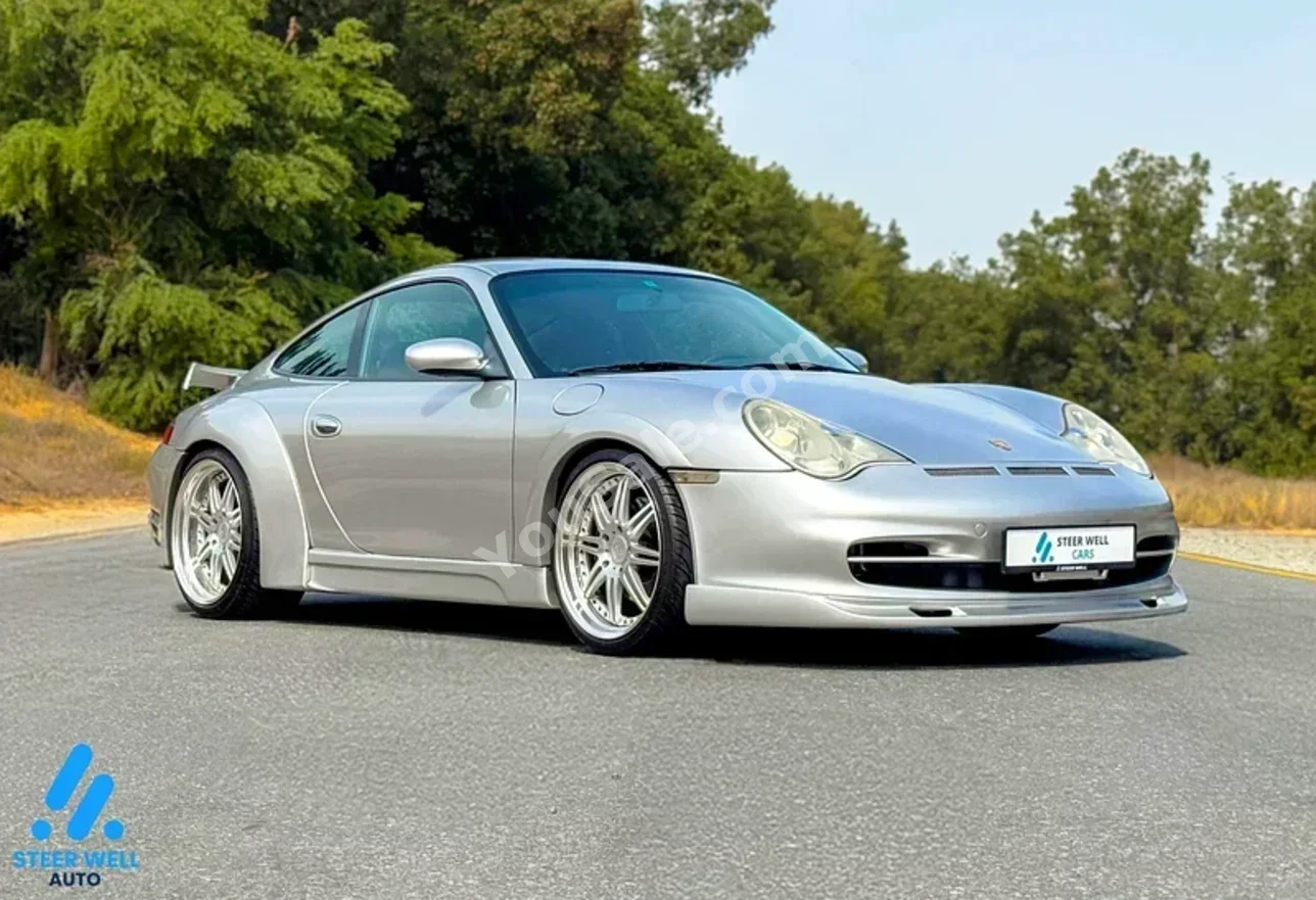 Porsche Carrera 2002 Automatic 56,692 Km 6 Cylinder RWD Coupe / Sport Silver