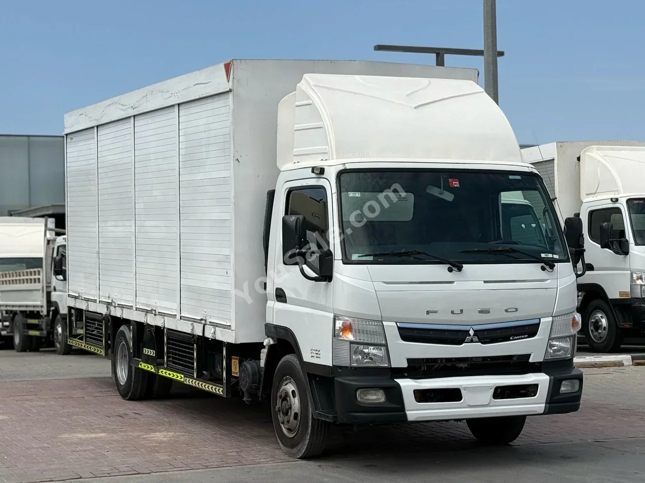Mitsubishi Fuso Canter 2019 Manual 140,000 Km 4 Cylinder RWD Pick Up White