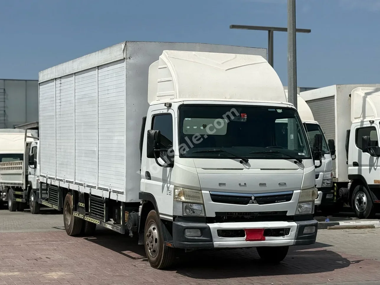 Mitsubishi Fuso Canter 2019 Manual 173,000 Km 4 Cylinder AWD Pick Up White