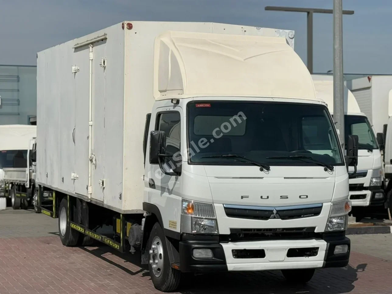 Mitsubishi Fuso Canter 2019 Manual 237,000 Km 4 Cylinder AWD Pick Up White