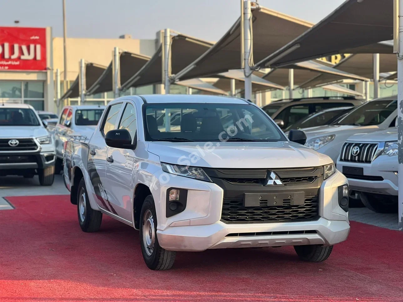 Mitsubishi L 200 2019 Manual 242,000 Km 4 Cylinder AWD Pick Up White