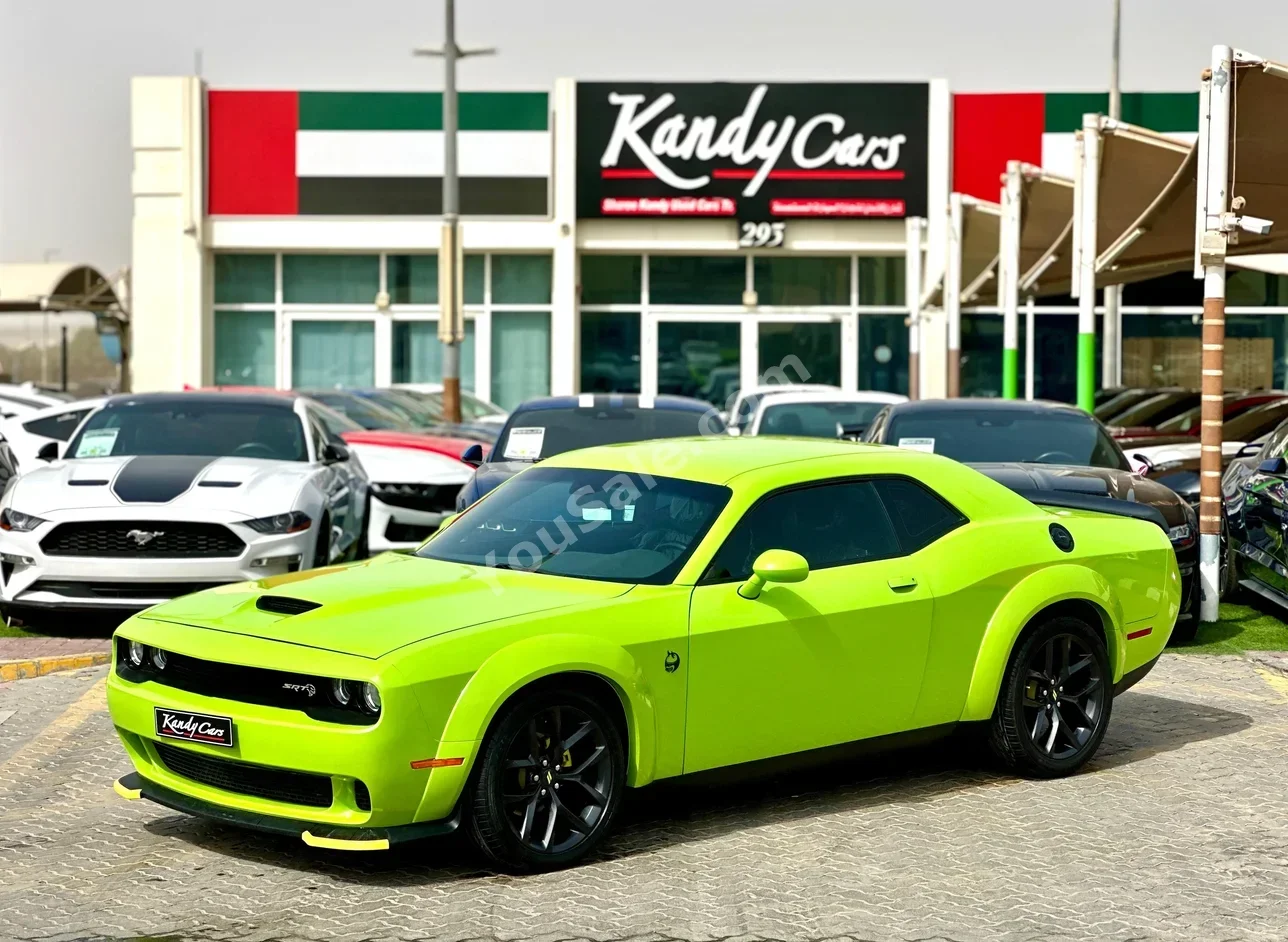 Dodge Challenger 2019 Automatic 116,000 Km 6 Cylinder RWD Coupe / Sport Green
