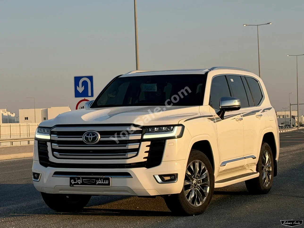 Toyota Land Cruiser VXR Twin Turbo 2024 Automatic 18,000 Km 6 Cylinder 4WD SUV White With Warranty