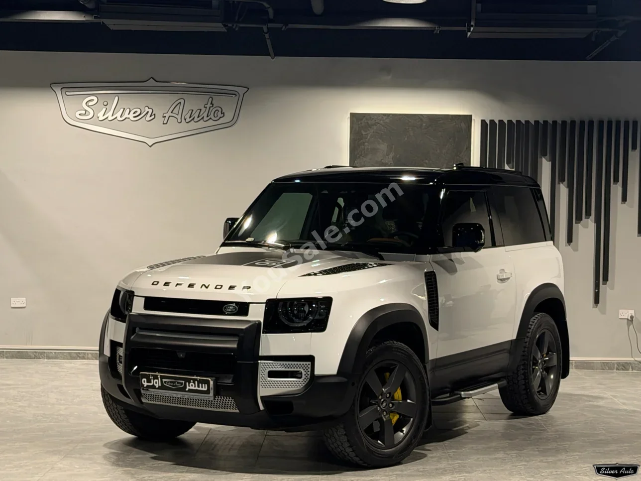 Land Rover Defender 90 HSE 2021 Automatic 92,000 Km 6 Cylinder 4WD SUV White