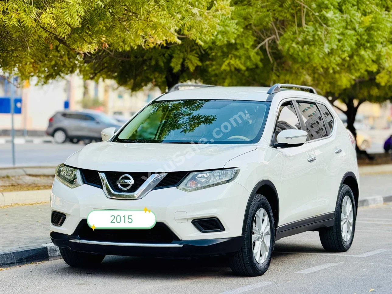 Nissan  X-Trail  2.5 SV  2015  Automatic  145,000 Km  4 Cylinder  FWD  SUV  White