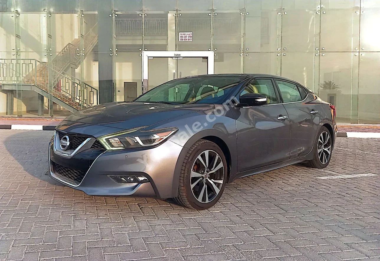 Nissan Maxima SV 2018 Automatic 214,000 Km 6 Cylinder FWD Sedan Gray